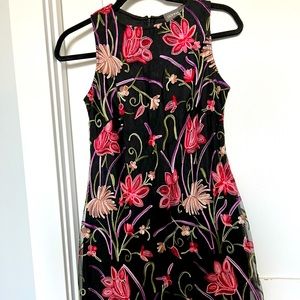 Donna Ricco dress size 4, worn once, armpit to armpit 15, length 35